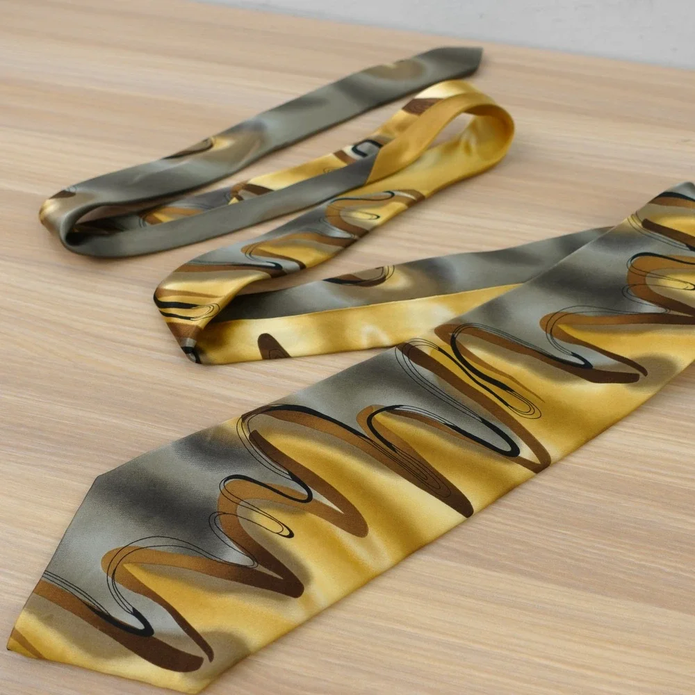Vintage Silk Tie Mens Gold Gray Psychedelic Art J GARCIA Floating Planes 52